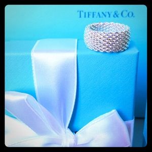 Tiffany Mesh Ring Size 5 (retired). Brand New!
